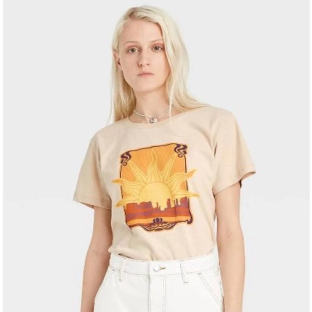 Golden Hour Women's Short Sleeve Cotton Pullover Graphic T-Shirt Size XX…